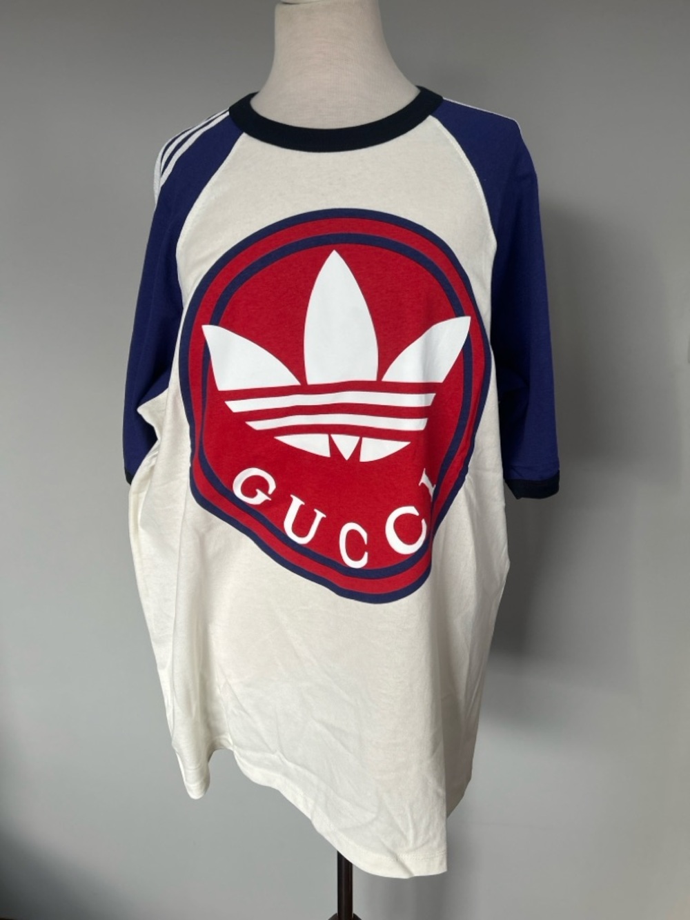 Gucci White Tee with Navy Trim and Yellow Logo Tag